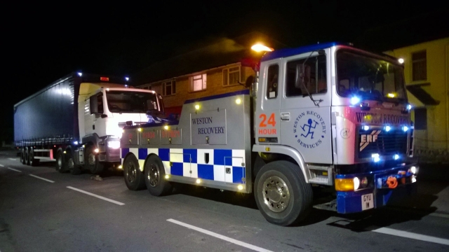 Rescue on the Road: Mastering Breakdown and Vehicle Recovery
