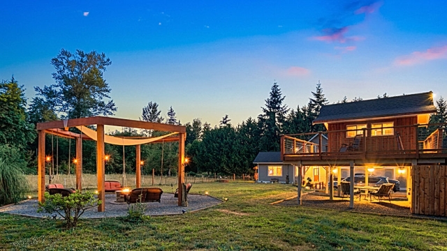 Pampering and Plentiful: The Extended Bed & Breakfast Experience